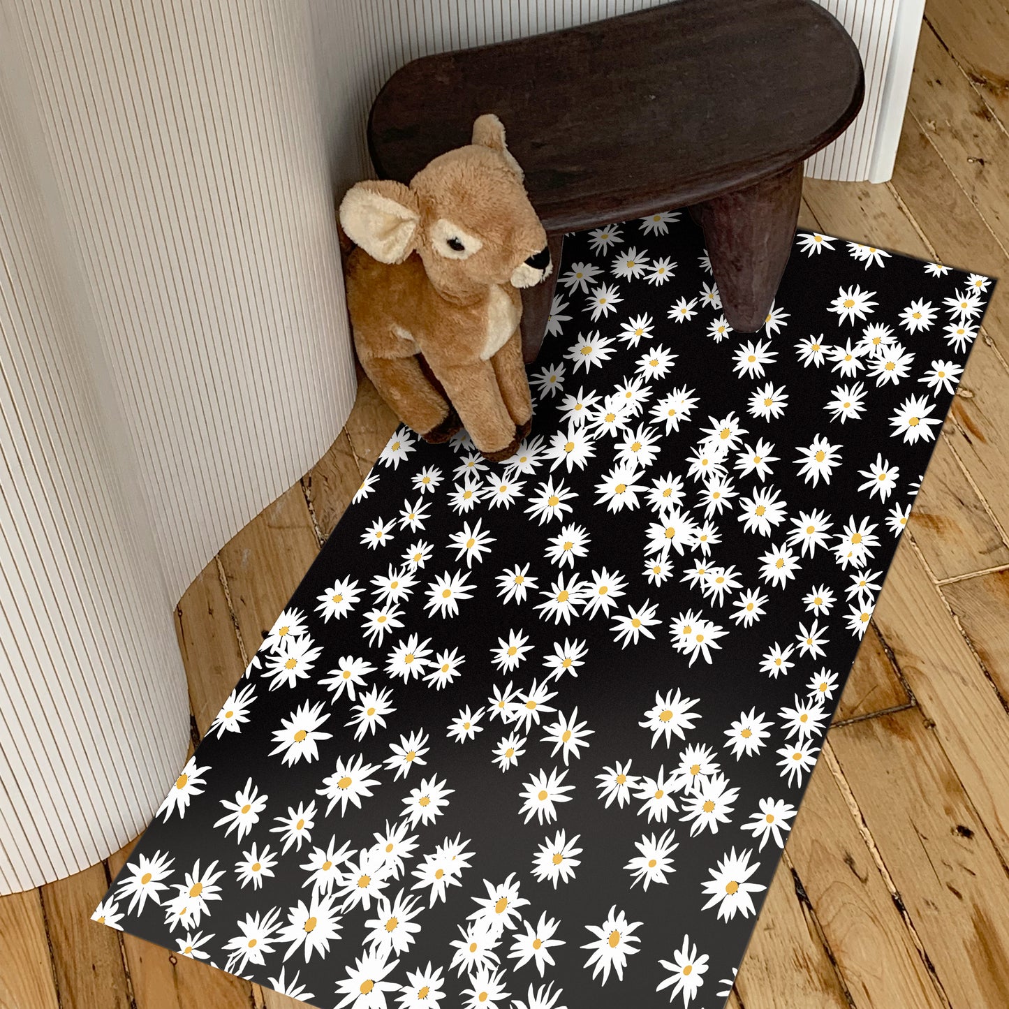 Daisies Black